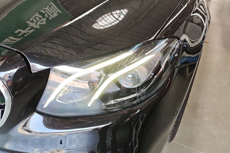 Used Mercedes-Benz E-Class 2019 E 300 L Sporty and Stylish Model