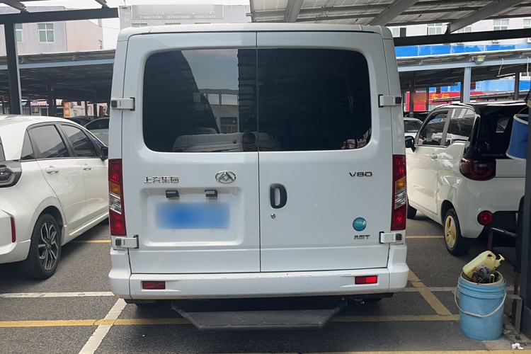 Used SAIC MAXUS Xintu V80 2023 2.0T AMT Classic Aoyuntong Short Wheelbase Ultra-Low Roof 5/6-Seater
