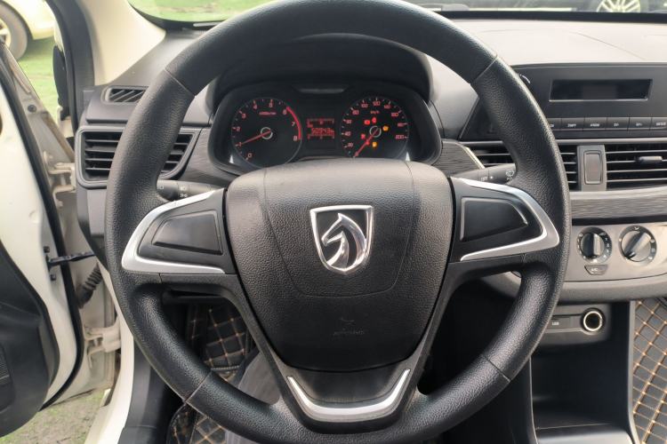 Used Baojun 310 2016 1.2L manual Comfort trim level
