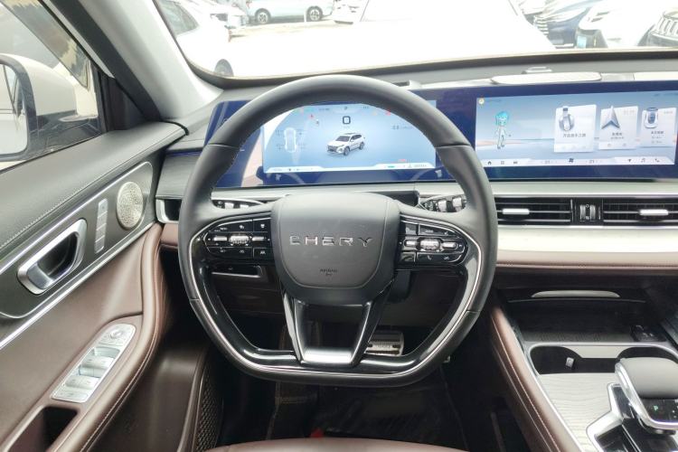 Used Chery Tiggo 8 PRO 2024 Champion Edition 390T Two-Wheel Drive Aoshi Version 5 Seats
