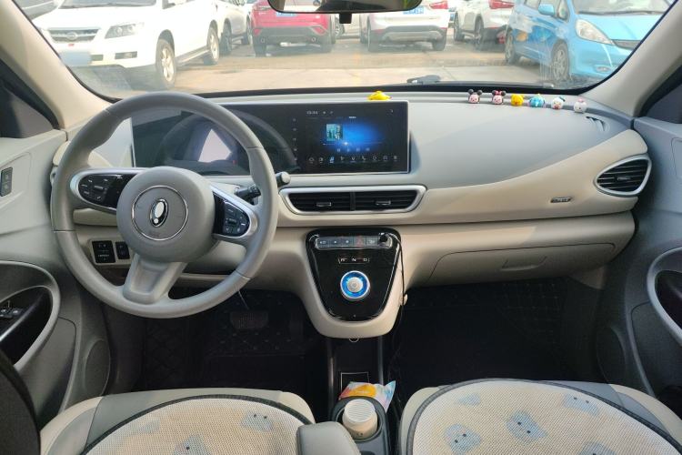 Used ORA White Cat 2022 Xiaoyue Mao Edition 401 km Flagship Model Lithium Ternary