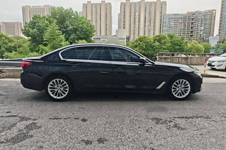 Used BMW 5 Series 2021 525Li Luxury Package

