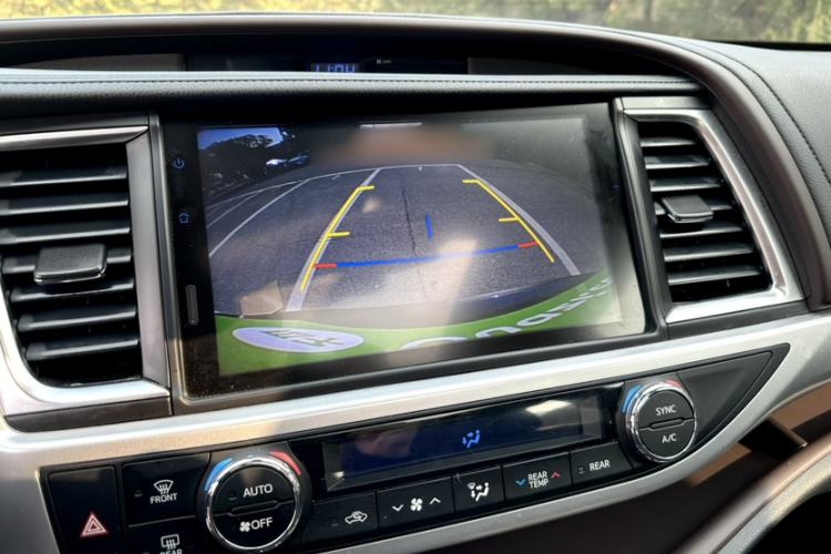 Used Toyota Highlander 2018 2.0T Four-Wheel Drive Prestige Version 7 Seats China VI Standard