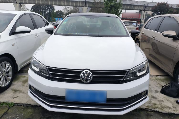 Used Volkswagen Sagitar 2016 230TSI 25th Anniversary Edition
