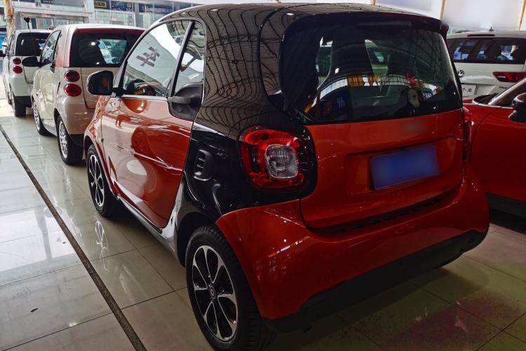 Used  fortwo 2015 1.0L 52 kW Hardtop Passion Edition
