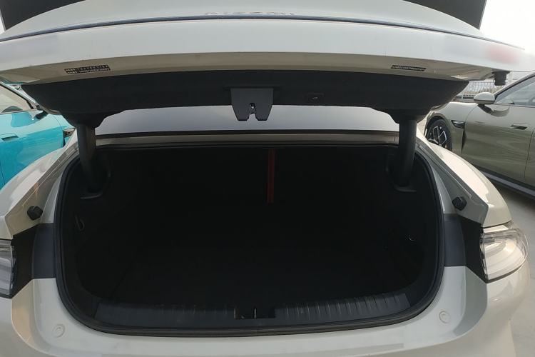 Used  SU7 2024 Four-Wheel Drive Ultra-Long Range Advanced Intelligent Driving Max Edition
