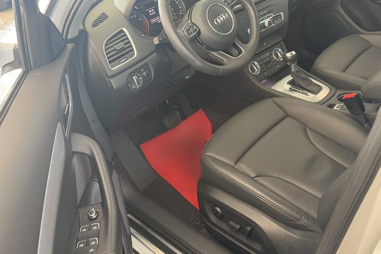 Used Audi Q3 2015 30 TFSI Comfort Model