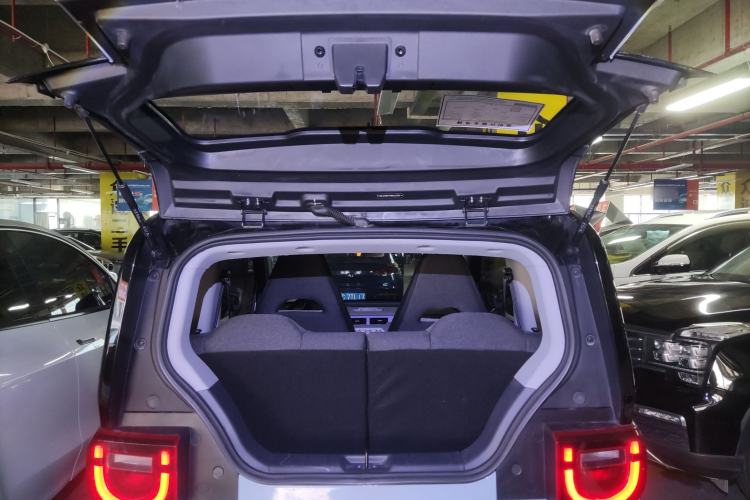 Used Chery QQ Ice Cream 2022 170km Sundae Phosphate Lithium-Ion
