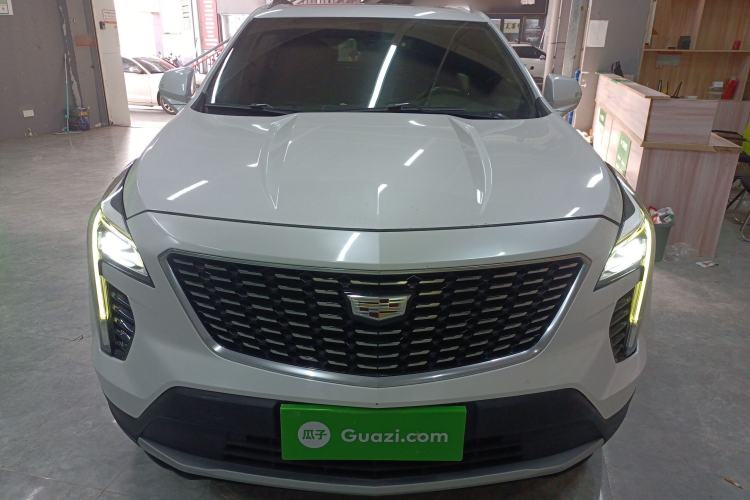 Used Cadillac XT4 2018 28T Two-Wheel Drive Leading Version
