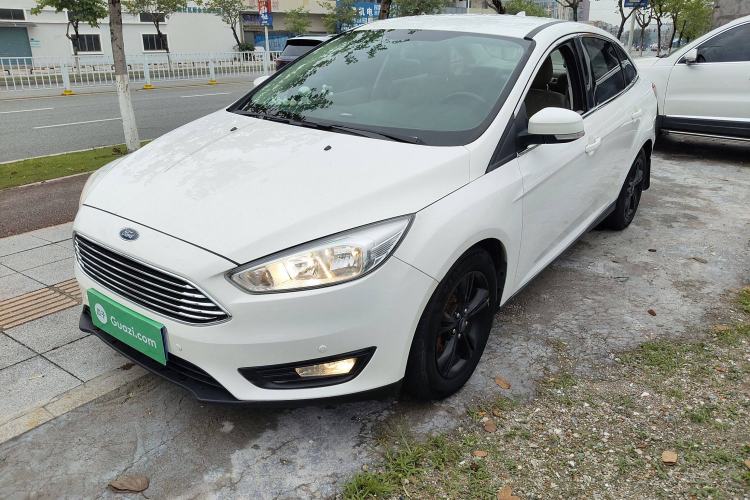 Used Ford Focus 2015 Sedan 1.6L Automatic Comfort Model
