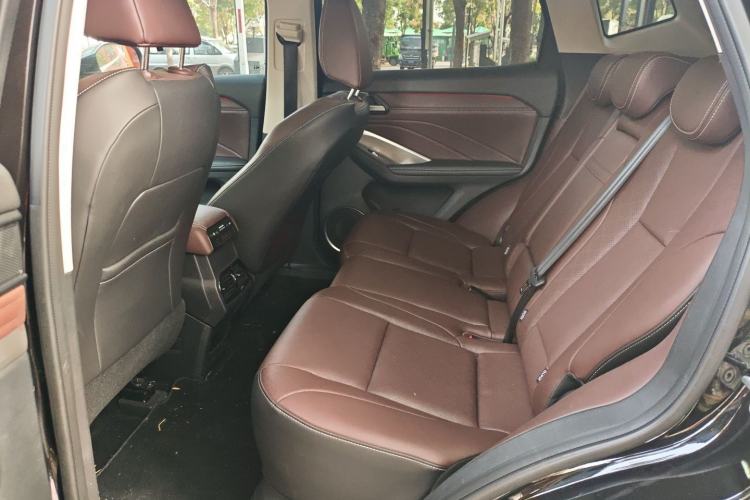 Used Wey VV6 2020 2.0T Two-Wheel Drive Smart Enjoyment+
