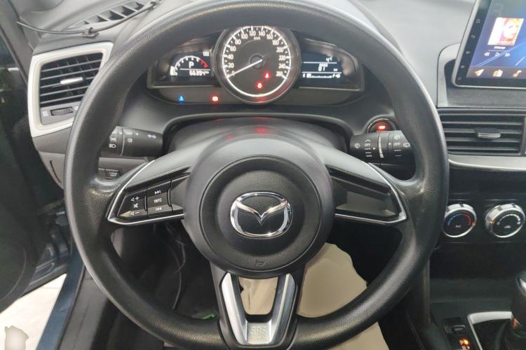 Used Mazda CX-4 2018 2.0L Automatic Two-Wheel Drive Blue Sky Dynamic Version China VI Standard
