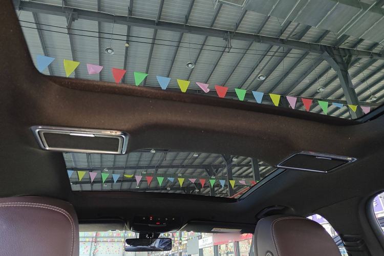 Used Mercedes-Benz GLC 2022 Facelift GLC 260 L 4MATIC Luxury Edition
