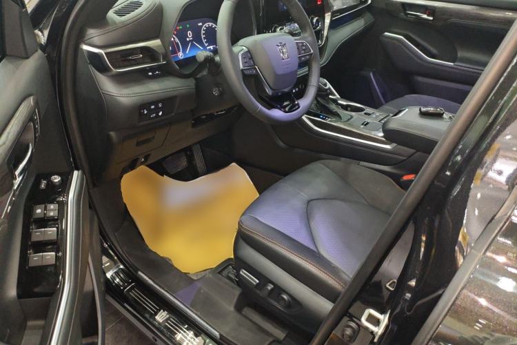 Used Toyota Crown Land Cruiser 2024 2.5L HEV Four-Wheel Drive Flagship Edition
