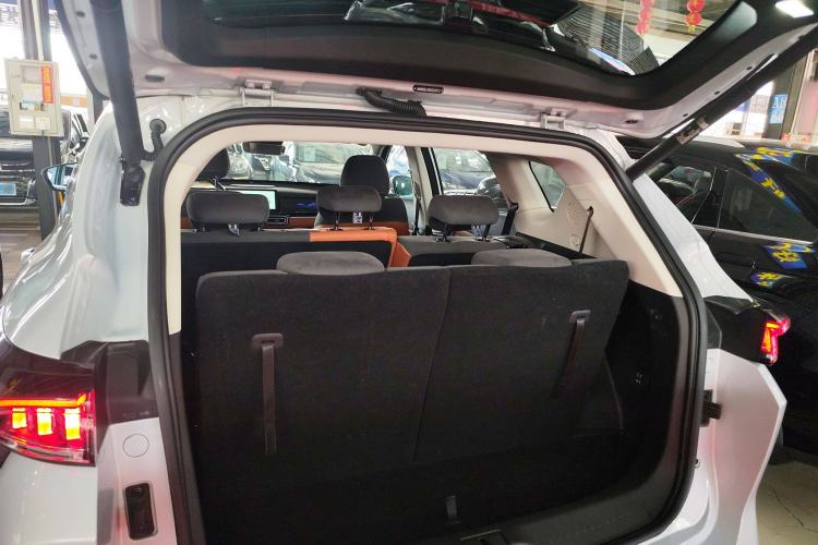 Used  Shanhai L7 2024 1.5T 120km ULTRA 7-Seater
