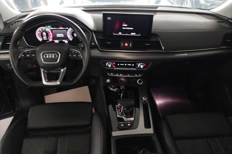 Used Audi Q5L 2022 40T Fashionable and Dynamic Model
