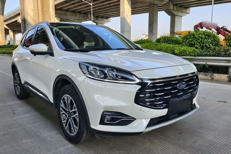 Used Ford Escape 2020 EcoBoost 245 Two-Wheel-Drive Titanium Edition