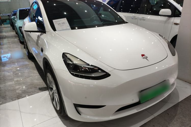 Used Tesla Model Y 2022 Rear-Wheel-Drive Version
