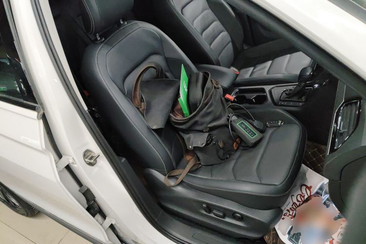 Used Volkswagen Tiguan L 2021 330TSI Automatic Two-Wheel Drive Smart Edition
