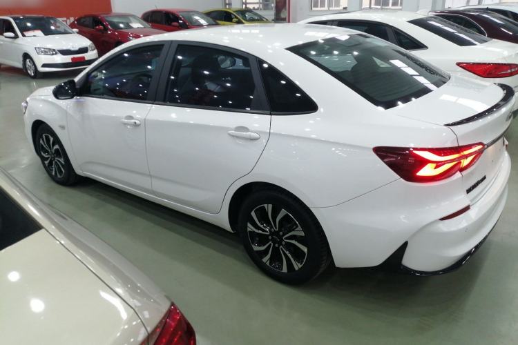 Used Chevrolet Monza 2022 Light Hybrid RS 330T Automatic Comfort Edition
