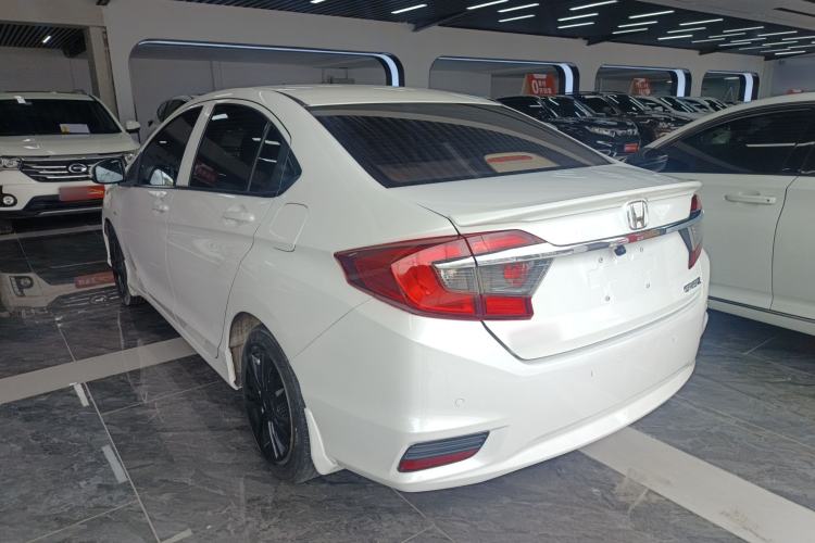 Used Honda Greiz 2016 1.5L CVT Classic Edition
