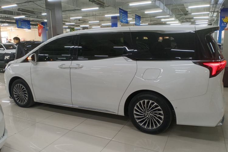 Used Buick Century 2023 2.0T Seven-Seater Deluxe Edition
