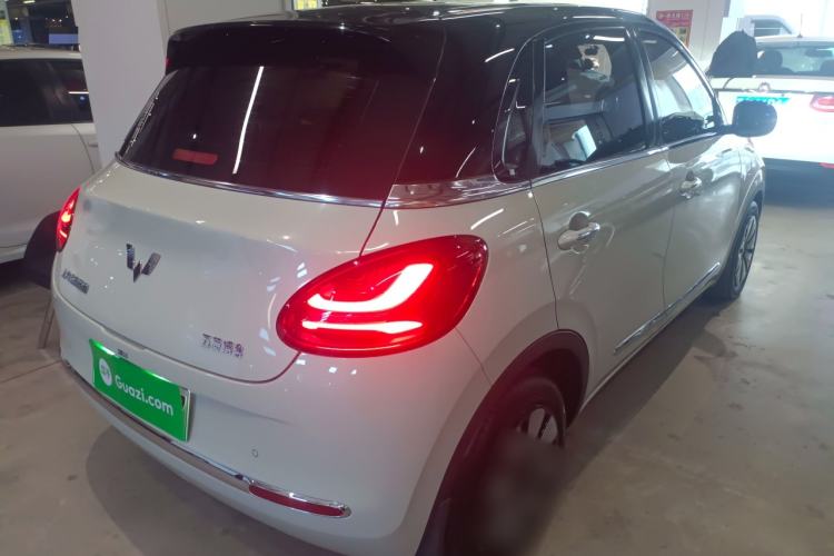 Used Wuling Bingo 2023 333 km Lingxi Connected+ Version

