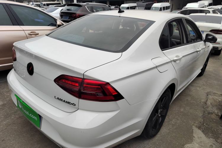 Used Volkswagen Lamando 2021 230TSI DSG Fashion Edition
