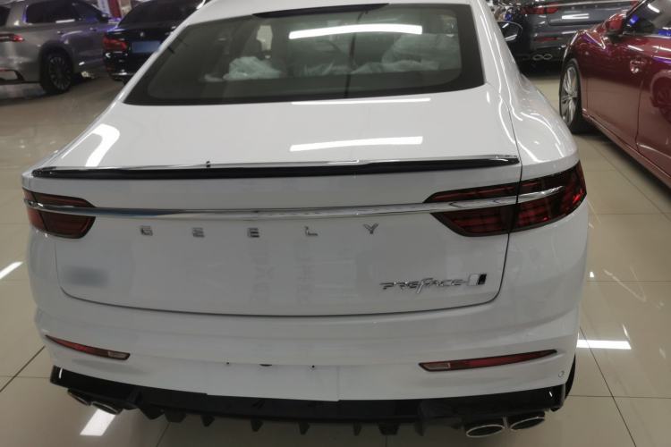 Used Geely Auto Preface 2025 Dongfang Yao 1.5TD Kunlun Edition
