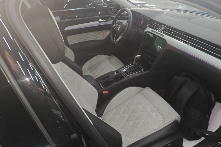 Used Volkswagen Magotan 2023 2 Million Units Commemorative Edition 330TSI DSG Luxury Version
