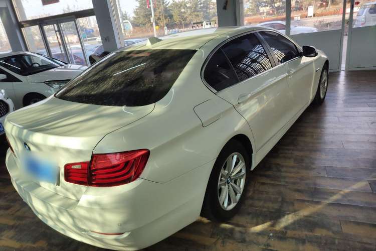 Used BMW 5 Series 2014 520Li Elegant Model
