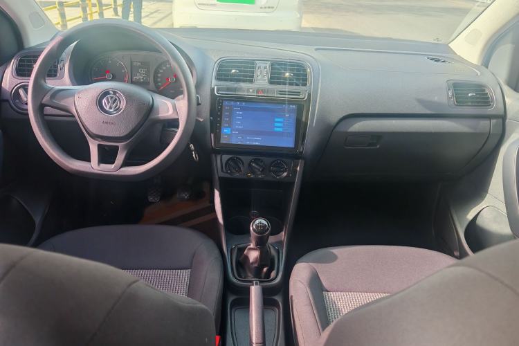 Used Volkswagen Polo 2014 1.4L Manual Fashion Edition
