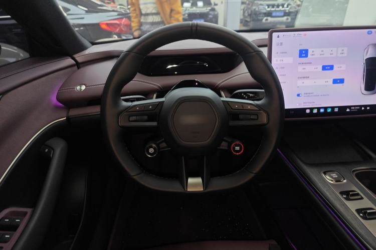 Used  SU7 2024 Rear-Drive Long-Range Intelligent Driving Version
