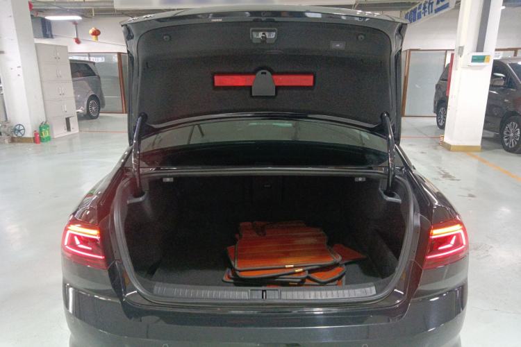 Used Volkswagen Magotan 2023 2 Million Units Limited-Edition 380TSI DSG Flagship Version
