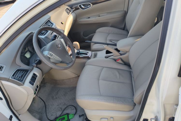 Used Nissan Sylphy 2014 1.6XV CVT Deluxe Edition
