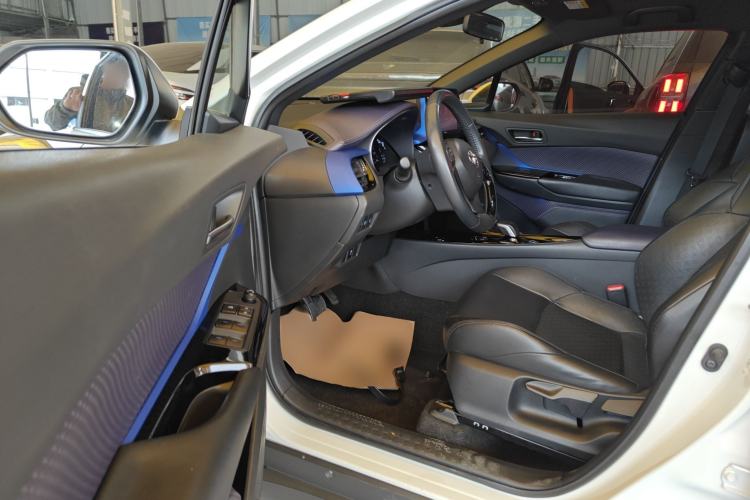 Used Toyota C-HR EV 2020 Deluxe Sunroof Edition
