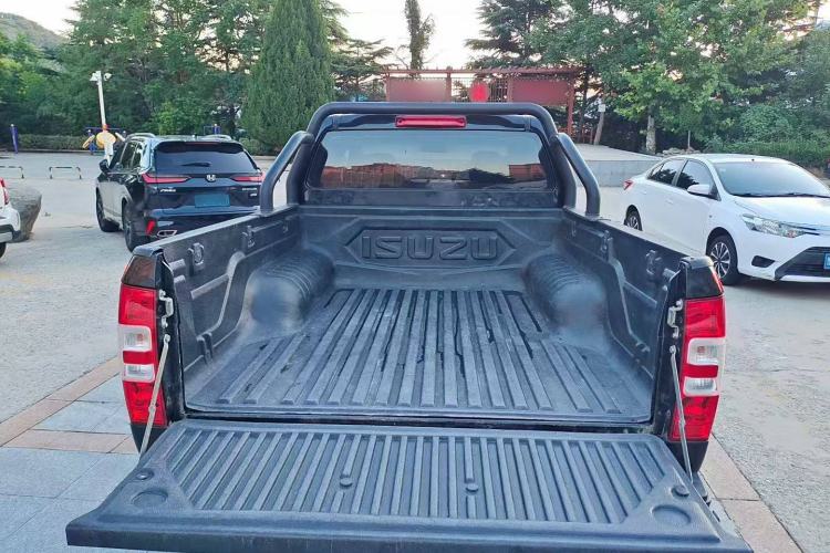 Used Isuzu JLM 2022 2.8T Classic Diesel Two-Wheel Drive Comfort Plus Long-Wheelbase Version JE493ZLQ6E
