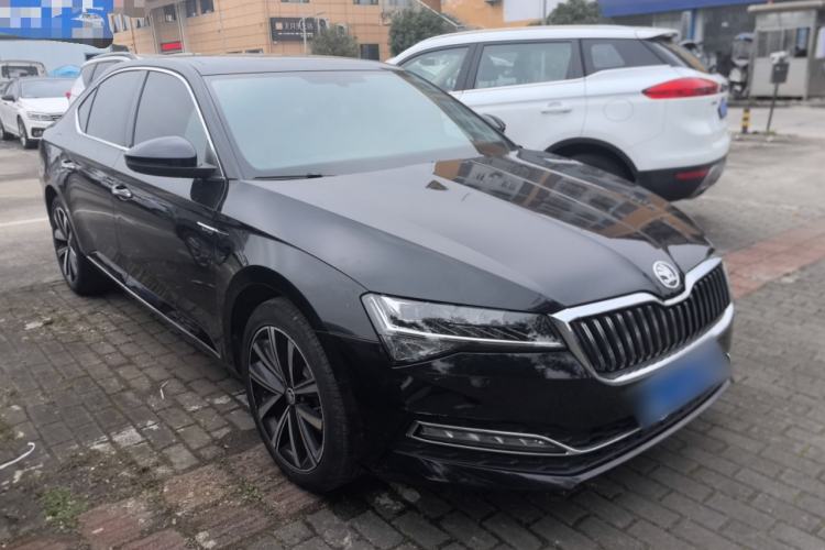 Used Skoda Superb 2023 Facelifted TSI280 DSG Luxury Edition
