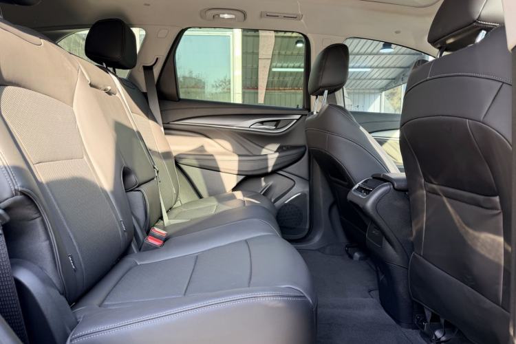 Used Buick Enclave 2020 28T Two-Wheel Drive Prestige Version
