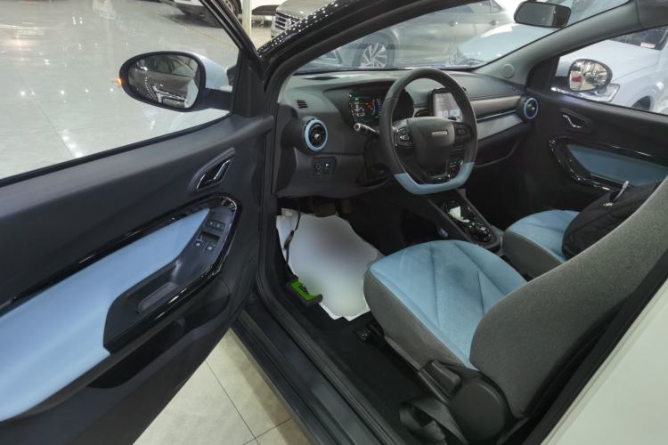 Used Chery Little Ant 2022 Restyled Version Sweet Pink Edition Half-Sugar Version 30.6 kWh 30 kW 301 km