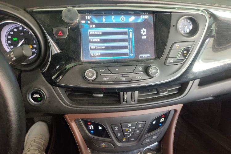 Used Buick Envision 2018 20T Two-Wheel Drive Luxury Model