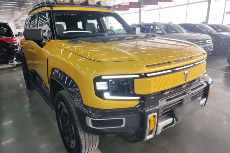 Used  G318 2025 Worry-Free Adventure Edition Four-Wheel Drive Secret Realm Version