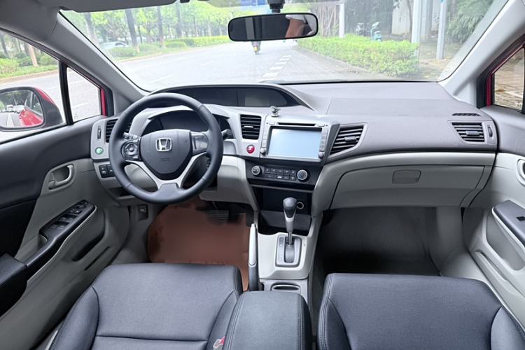 Used Honda Civic 2012 1.8L automatic comfort version
