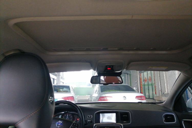 Used Volvo S60 2016 S60L T4 Zhiyuan Edition
