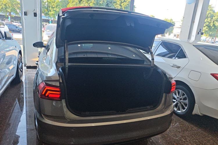 Used Volkswagen Bora 2019 Revised Version 1.5L Automatic Elite Edition China VI Standard