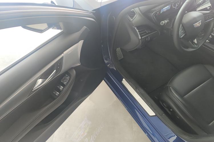 Used Cadillac CT5 2021 28T Luxury Version
