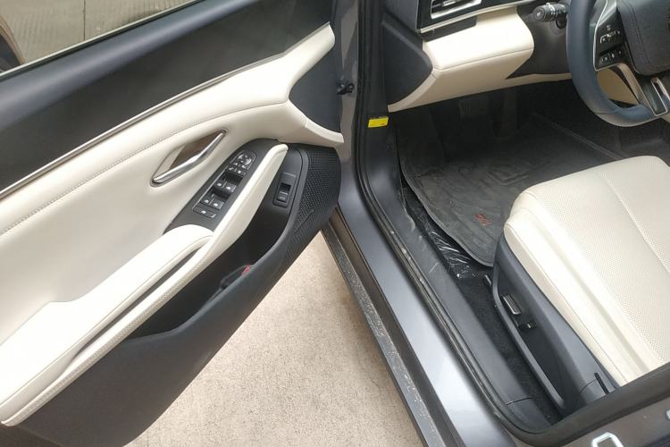 Used BYD Qin L 2024 DM-i 80KM Beyond Model