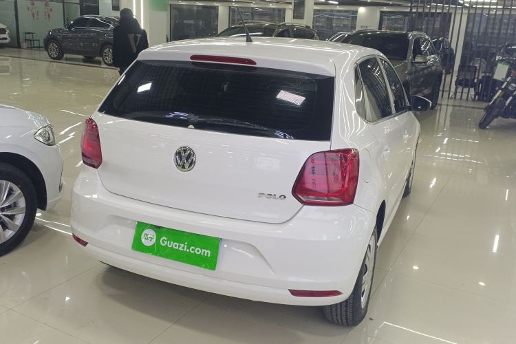 Used Volkswagen Polo 2016 1.4L Manual Fashion Model
