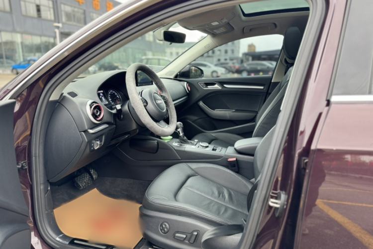 Used Audi A3 2015 Sportback 35 TFSI Millionth Anniversary Comfort Model
