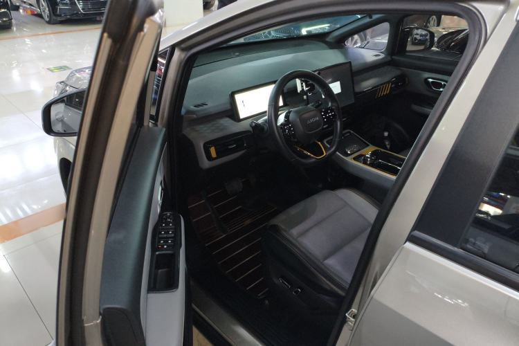 Used AION Y 2022 70 Intelligent Edition Lithium Iron Phosphate
